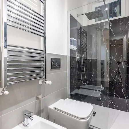 Modern I Free Wifi, Ac & Metro Nearby Apartman *
